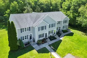 6 White Tail Ln, Wallingford, CT 06492 - Photo 2