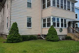103 Windsor St, Enfield, CT 06082 - Photo 2