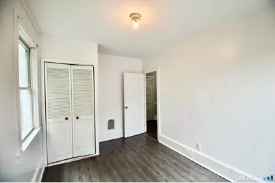 407 East Avenue, Bridgeport, CT 06610 - Photo 14