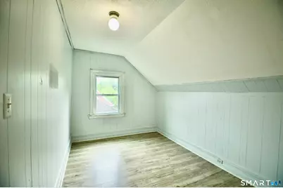 407 East Avenue, Bridgeport, CT 06610 - Photo 20