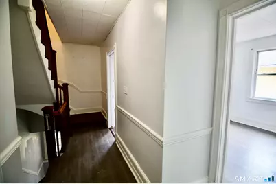 407 East Avenue, Bridgeport, CT 06610 - Photo 6