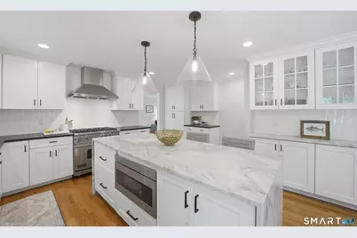 201 Middlesex Road, Darien, CT 06820 - Photo 6