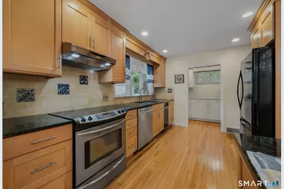 12 Billard Road, New London, CT 06320 - Photo 14