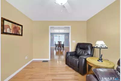 31 Ross Way #31, Windsor Locks, CT 06096 - Photo 14