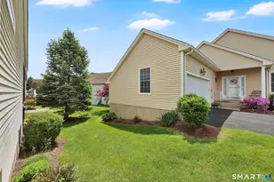 31 Ross Way, Windsor Locks, CT 06096 - Photo 32