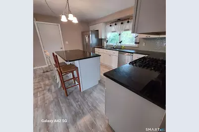111 Boston Street, Torrington, CT 06790 - Photo 10