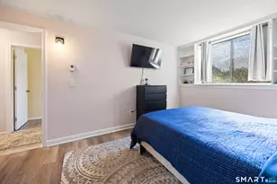 560 Yale Ave, Meriden, CT 06450 - Photo 16