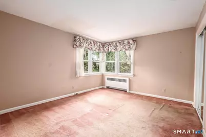 34 Valerie Lane, Danbury, CT 06811 - Photo 28