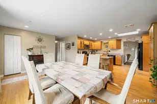 45 Carriage Ln, Milford, CT 06460 - Photo 4