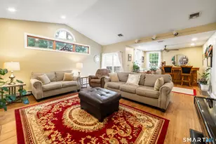 45 Carriage Ln, Milford, CT 06460 - Photo 8