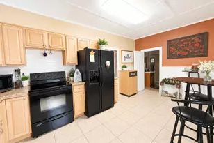 27 Milk St, Meriden, CT 06451 - Photo 4