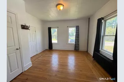 27 Milk Street, Meriden, CT 06451 - Photo 6