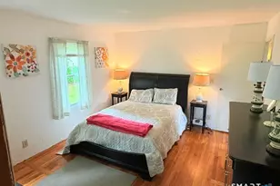 84 North St, Putnam, CT 06260 - Photo 12