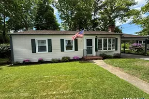 84 North St, Putnam, CT 06260 - Photo 2