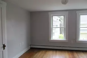 105 Woodstock Ave, Putnam, CT 06260 - Photo 12