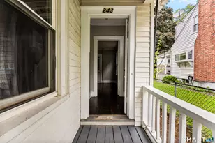 241 Oak St, Manchester, CT 06040 - Photo 28