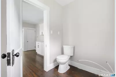 241 Oak Street, Manchester, CT 06040 - Photo 16