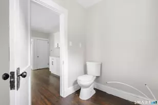 241 Oak St, Manchester, CT 06040 - Photo 16