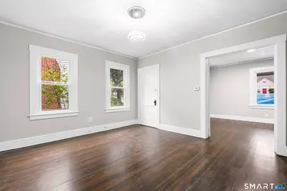 241 Oak Street, Manchester, CT 06040 - Photo 12