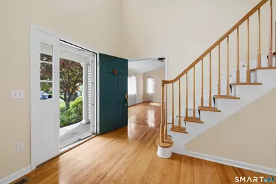20 Pequot Court #20, Monroe, CT 06468 - Photo 2