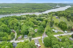 55 Middle Haddam Rd, East Hampton, CT 06456 - Photo 2