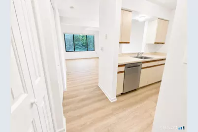 1690 Dixwell Avenue #B3, Hamden, CT 06514 - Photo 4