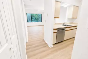 1690 Dixwell Ave, Hamden, CT 06514 - Photo 4