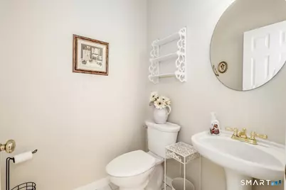172 Summerfield Gardens #172, Shelton, CT 06484 - Photo 18