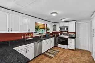 8 Lee Brook Dr, Ledyard, CT 06339 - Photo 14