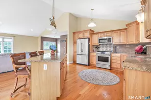 110 Indian River Rd, Milford, CT 06460 - Photo 4