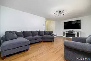 3 Huckleberry Dr S, Norwalk, CT 06850 - Photo 10