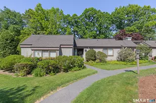 10 Heritage Circle, Southbury, CT 06488 - Photo 2