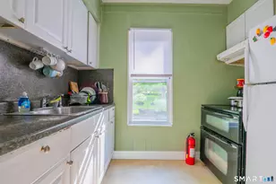 34 Grand St, Danbury, CT 06810 - Photo 14