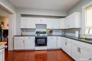 34 Grand St, Danbury, CT 06810 - Photo 24