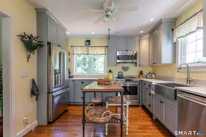5 Apple Way, Salisbury, CT 06039 - Photo 2