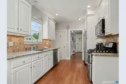 14 Winfield Court, Norwalk, CT 06855 - Photo 10