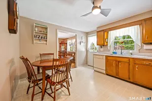 59 Surrey Dr, North Haven, CT 06473 - Photo 6