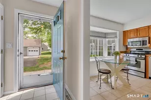 213 Georgetown Dr, Glastonbury, CT 06033 - Photo 4
