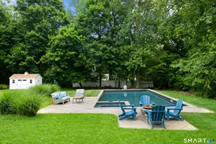 22 Sturges Cmns, Westport, CT 06880 - Photo 2