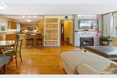 1067 Litchfield Turnpike, New Hartford, CT 06057 - Photo 10