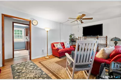 265 Jennings Avenue, Bridgeport, CT 06610 - Photo 8