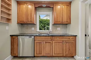 39 Austin Rd, Milford, CT 06460 - Photo 14