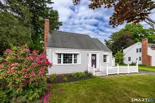 17 Alexander Dr, East Hartford, CT 06118 - Photo 2