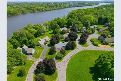 32 Deep Brook Harbor #32, Suffield, CT 06078 - Photo 2