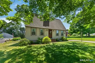 57 Maplewood Ave, Wallingford, CT 06492 - Photo 2