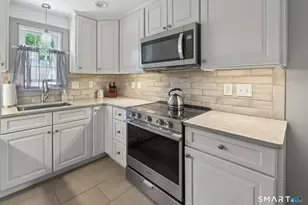 57 Maplewood Ave, Wallingford, CT 06492 - Photo 14