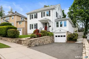31 Puritan Ln, Stamford, CT 06906 - Photo 2