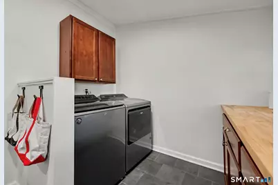 8 Wildmere Lane, Norwalk, CT 06851 - Photo 14