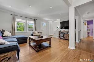 8 Wildmere Ln, Norwalk, CT 06851 - Photo 2