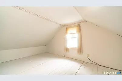 15 South Court, Meriden, CT 06450 - Photo 22